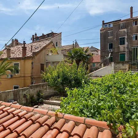 Apartman Maslina * Split